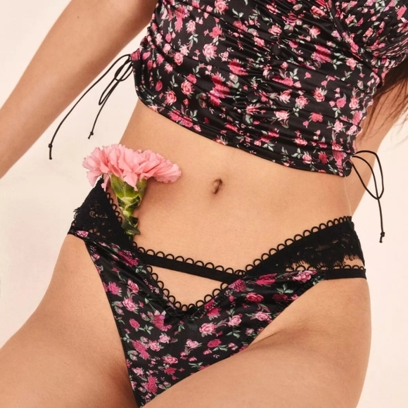 New!For‎ Love and Lemons Melrose Thong Panty - Picture 2 of 14